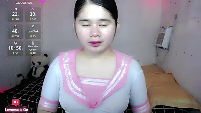 skinnygirl 69 online show from June 5, 2026, 4:41 am