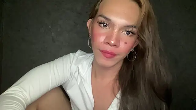 Snapshot of Misselliefayexxx chatting on October 23, 2025, 10:19 pm Misselliefayexxx online show from October 23, 2025, 10:19 pm