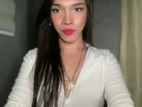 Snapshot of Misselliefayexxx chatting on May 5, 2026, 9:34 pm Misselliefayexxx online show from May 5, 2026, 9:34 pm