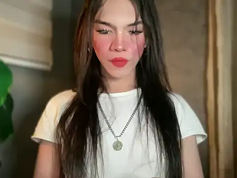 Snapshot of Misselliefayexxx chatting on May 6, 2026, 10:09 am Misselliefayexxx online show from May 6, 2026, 10:09 am