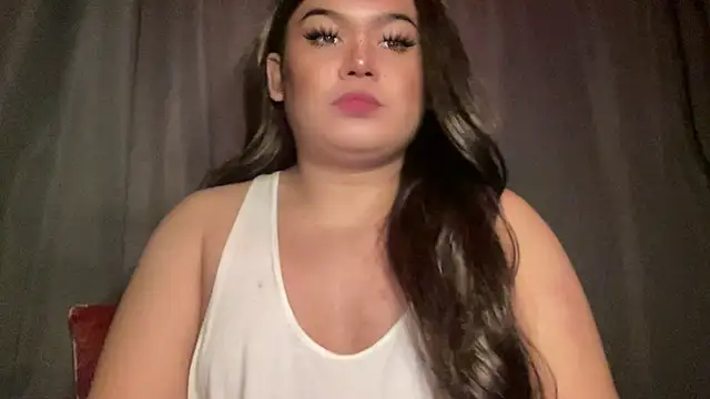 Snapshot of RedHead_Thalia chatting on February 26, 2026, 8:52 pm RedHead Thalia online show from February 26, 2026, 8:52 pm