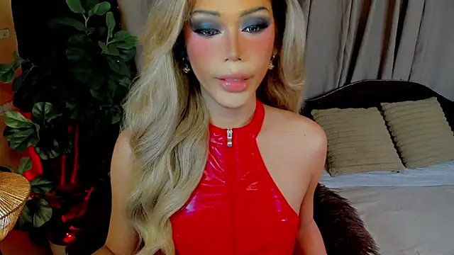 Snapshot of Candicebloom chatting on March 14, 2026, 10:04 pm Candicebloom online show from March 14, 2026, 10:04 pm