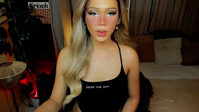 Snapshot of Candicebloom chatting on March 25, 2026, 11:00 pm Candicebloom online show from March 25, 2026, 11:00 pm