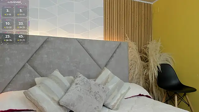 Jade Whisper online show from September 26, 2025, 1:31 am