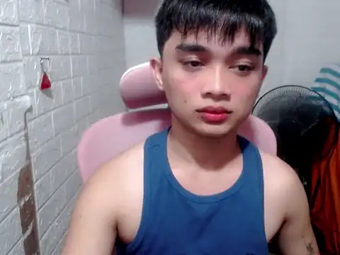 sexysam14 online show from April 28, 2026, 2:11 pm