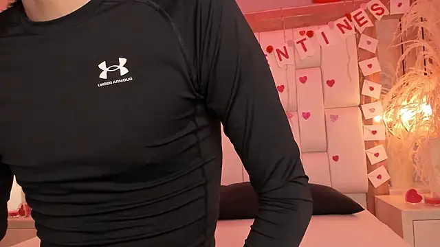 Snapshot of Daphne_And_Roger chatting on February 13, 2026, 11:06 am Daphne And Roger online show from February 13, 2026, 11:06 am