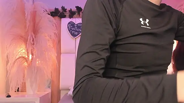 Snapshot of Daphne_And_Roger chatting on March 23, 2026, 11:14 am Daphne And Roger online show from March 23, 2026, 11:14 am