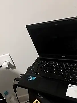 Luised80 online show from November 1, 2025, 7:10 am