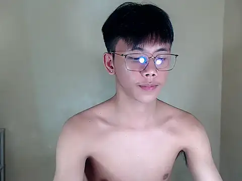 ynotyu online show from November 13, 2025, 11:20 am