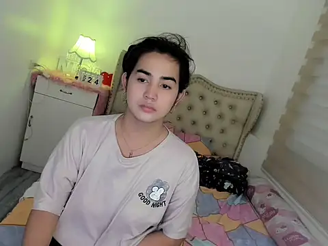 Alovelydoll nica online show from November 24, 2025, 5:51 am