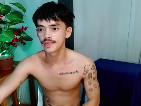 Snapshot of urhunky_boy chatting on July 3, 2026, 9:16 am urhunky boy online show from July 3, 2026, 9:16 am