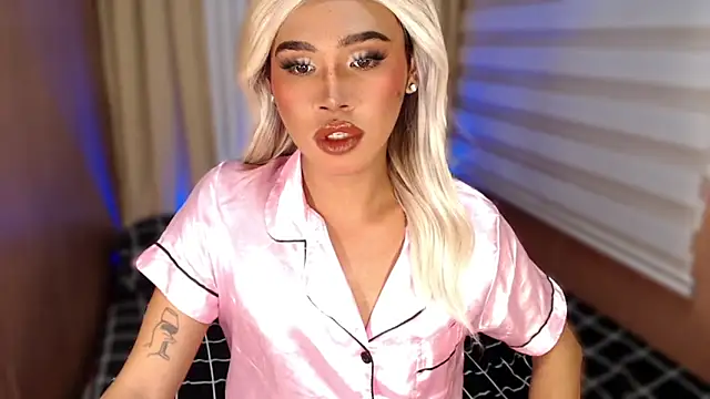 Snapshot of _tipsandchips chatting on October 16, 2025, 5:47 pm  tipsandchips online show from October 16, 2025, 5:47 pm