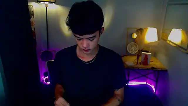 robinmartinxx online show from September 11, 2025, 4:40 pm