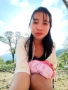 emaame68 online show from October 23, 2025, 1:38 am