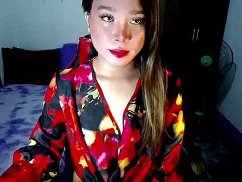 Urassiansweetcummer online show from October 30, 2025, 2:13 am