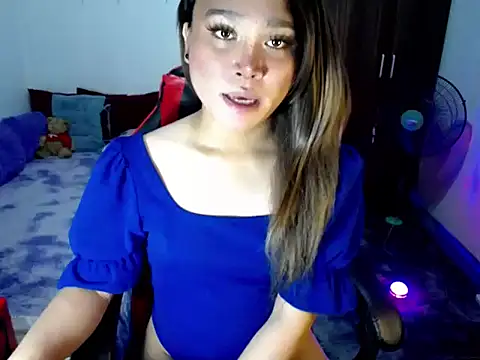 Urassiansweetcummer online show from March 10, 2026, 6:46 pm