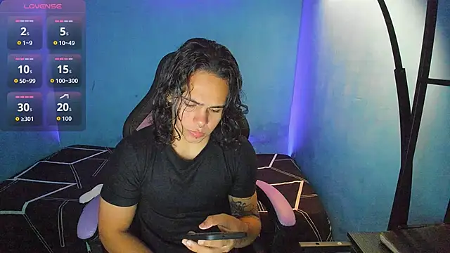 Maximiliano scoott   online show from October 15, 2025, 6:52 pm