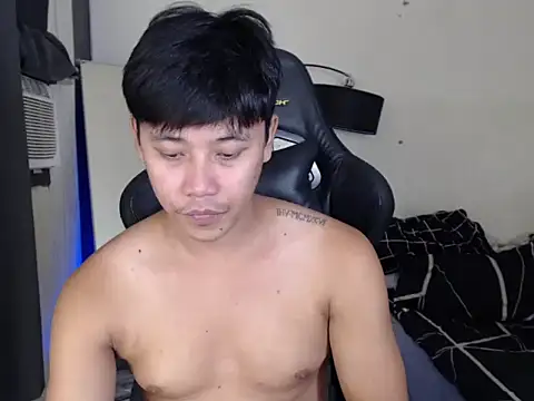 alexsuckable01 online show from September 12, 2025, 5:57 pm