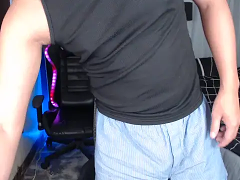 alexsuckable01 online show from May 15, 2026, 11:23 pm