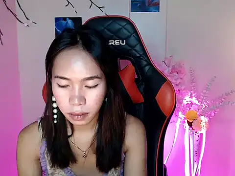 Snapshot of Shindoll chatting on November 1, 2025, 3:08 am Shindoll online show from November 1, 2025, 3:08 am