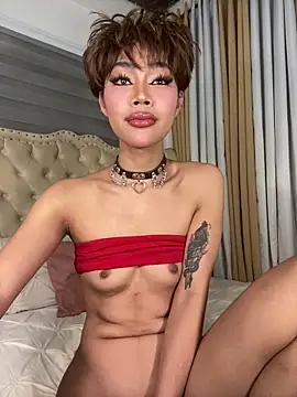 Innocent yanixx69 online show from May 22, 2026, 10:04 pm
