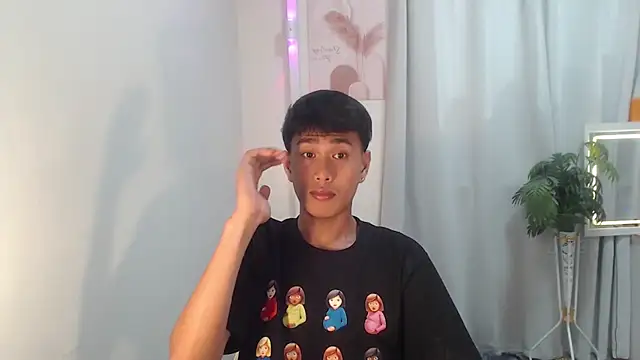 shokolet 2001 online show from February 11, 2026, 5:56 am