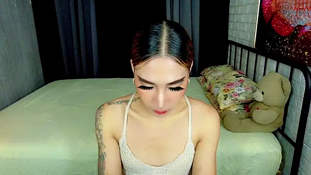 Snapshot of TRANSGODDESSA chatting on October 1, 2025, 5:57 am TRANSGODDESSA online show from October 1, 2025, 5:57 am