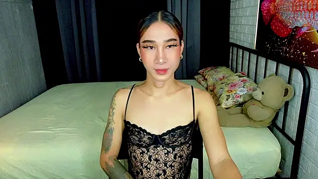 Snapshot of TRANSGODDESSA chatting on October 5, 2025, 10:07 pm TRANSGODDESSA online show from October 5, 2025, 10:07 pm