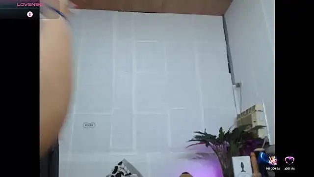 Snapshot of lucyheart777 chatting on February 14, 2026, 6:54 am lucyheart777 online show from February 14, 2026, 6:54 am