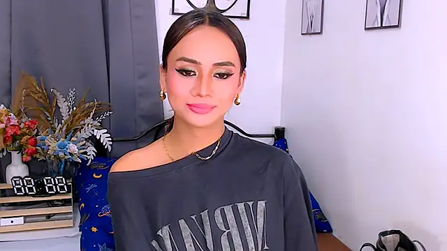 Snapshot of Zialustts chatting on February 25, 2026, 4:38 pm Zialustts online show from February 25, 2026, 4:38 pm