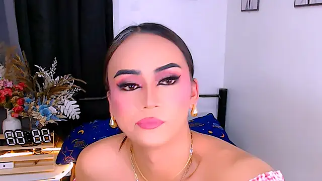 Snapshot of Zialustts chatting on March 8, 2026, 4:11 pm Zialustts online show from March 8, 2026, 4:11 pm