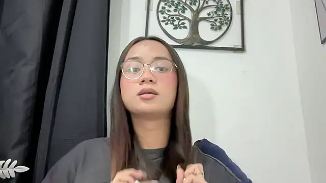 Snapshot of Zialustts chatting on March 17, 2026, 1:58 pm Zialustts online show from March 17, 2026, 1:58 pm