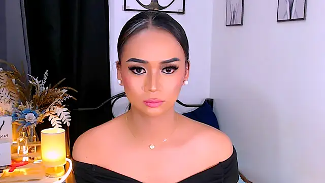 Snapshot of Zialustts chatting on March 20, 2026, 8:14 pm Zialustts online show from March 20, 2026, 8:14 pm