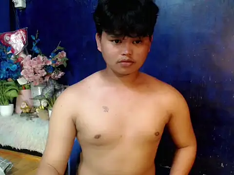 Reynelcock online show from January 6, 2026, 11:25 am