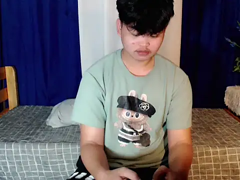 Reynelcock online show from February 7, 2026, 12:09 pm