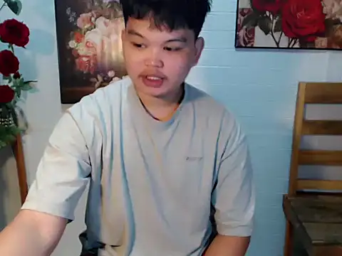 Reynelcock online show from June 23, 2026, 7:12 pm