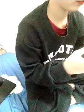 Kembong01 online show from March 24, 2026, 1:21 am