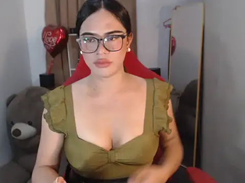 RebeccaTs online show from April 12, 2026, 11:59 am