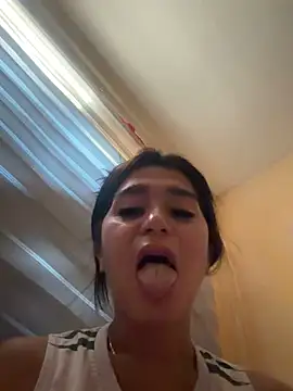 Snapshot of CassieXMarga chatting on March 29, 2026, 1:16 am CassieXMarga online show from March 29, 2026, 1:16 am