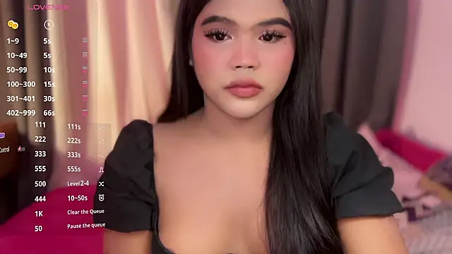 ursweet sofia online show from June 26, 2026, 6:12 pm