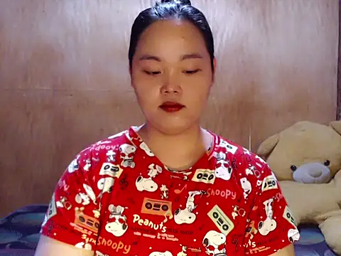  Lylia online show from May 10, 2026, 2:28 am