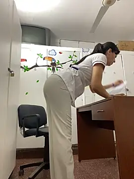 aphrodite sexy online show from October 20, 2025, 4:18 pm