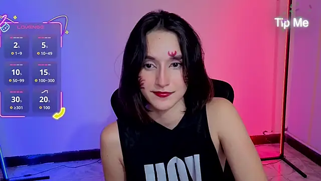 Snapshot of MiaLozanox chatting on October 22, 2025, 8:25 am MiaLozanox online show from October 22, 2025, 8:25 am