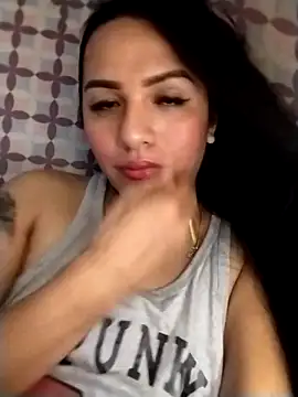 enoria1992 online show from November 21, 2025, 11:36 pm