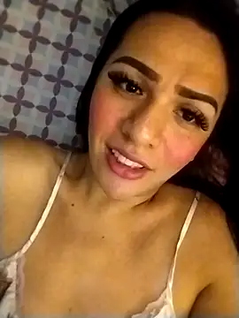 enoria1992 online show from April 3, 2026, 2:15 pm