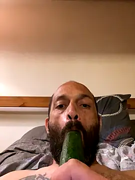 jackadi33 online show from October 7, 2025, 11:02 pm