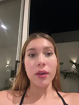 Nikii   online show from June 14, 2026, 1:03 am