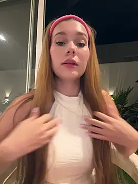 Nikii   online show from July 26, 2026, 1:03 am