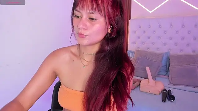 Miiaa jones online show from May 15, 2026, 1:07 pm