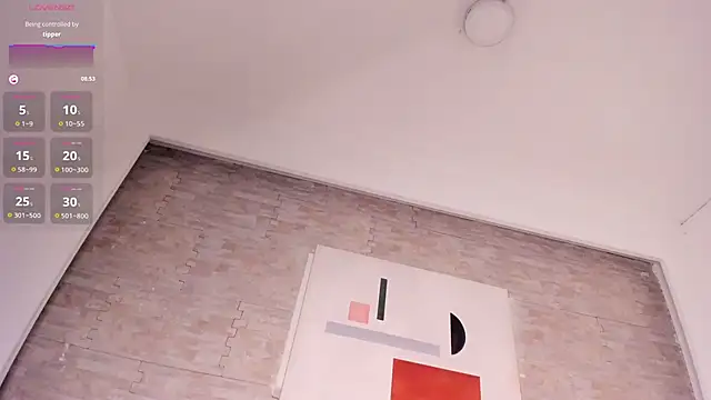 estefanyy  online show from September 30, 2025, 12:21 pm